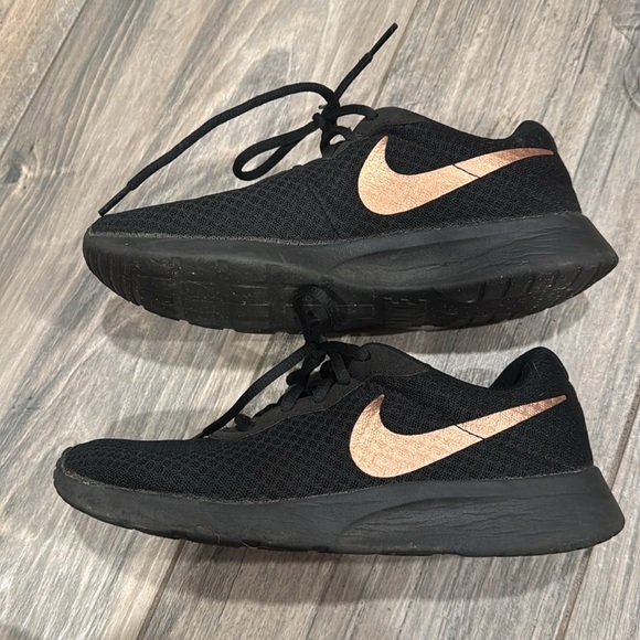 Nike Black and Copper Athletic Shoes - Picture 7 of 8